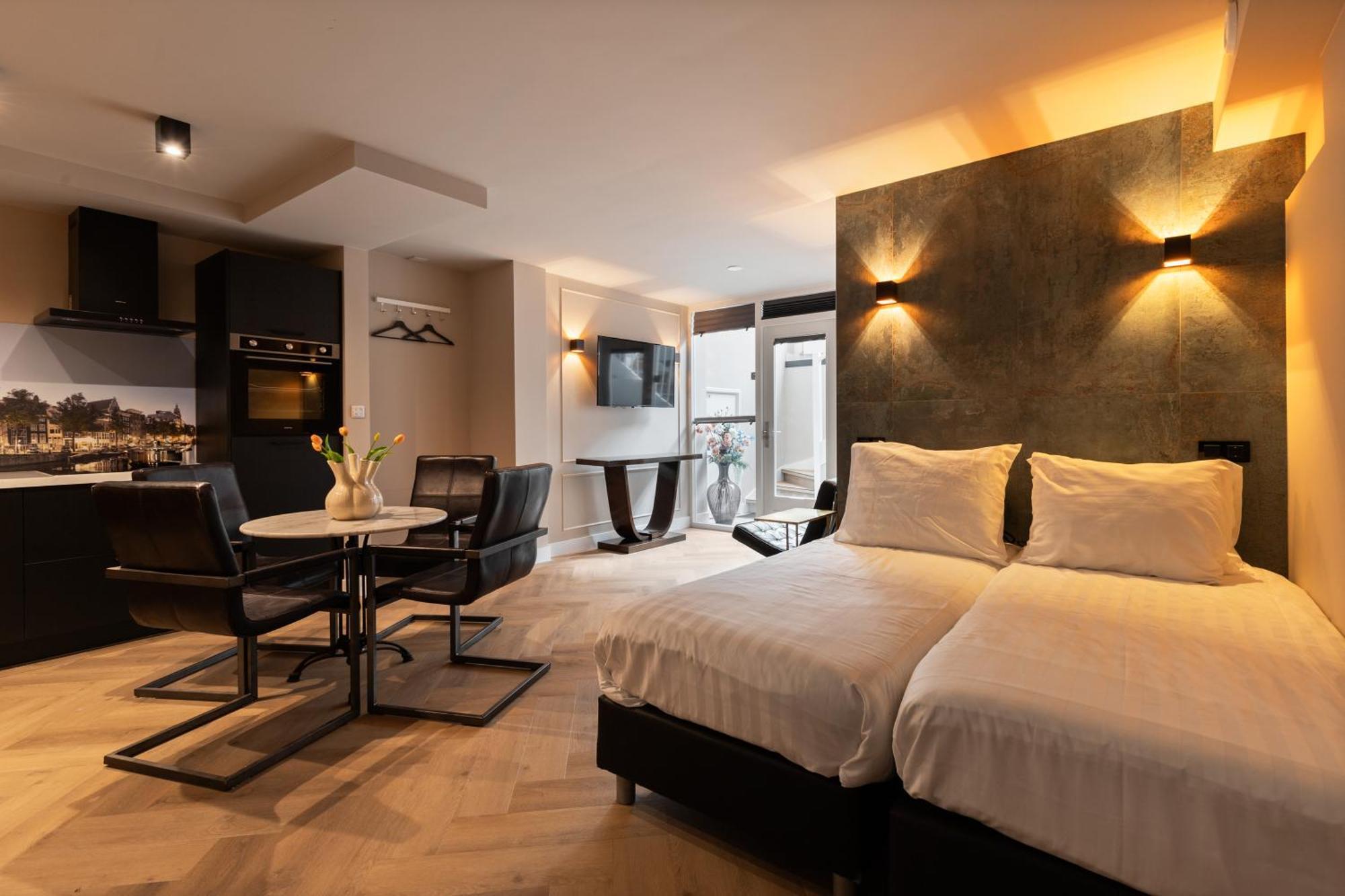 Midtown Hotel Royal Room アムステルダム エクステリア 写真