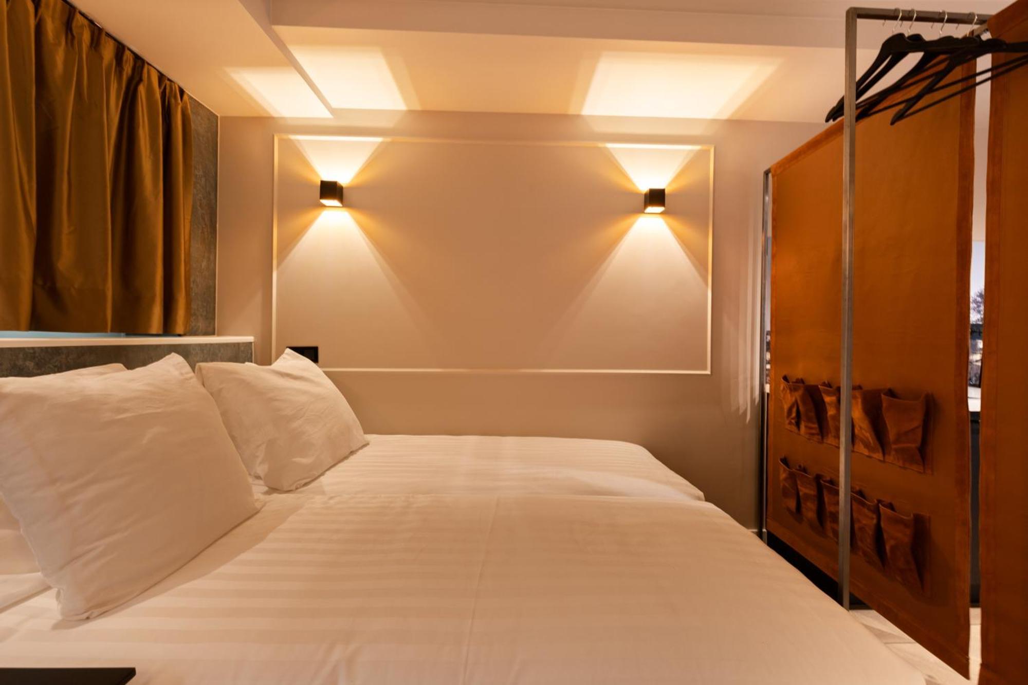 Midtown Hotel Royal Room アムステルダム エクステリア 写真