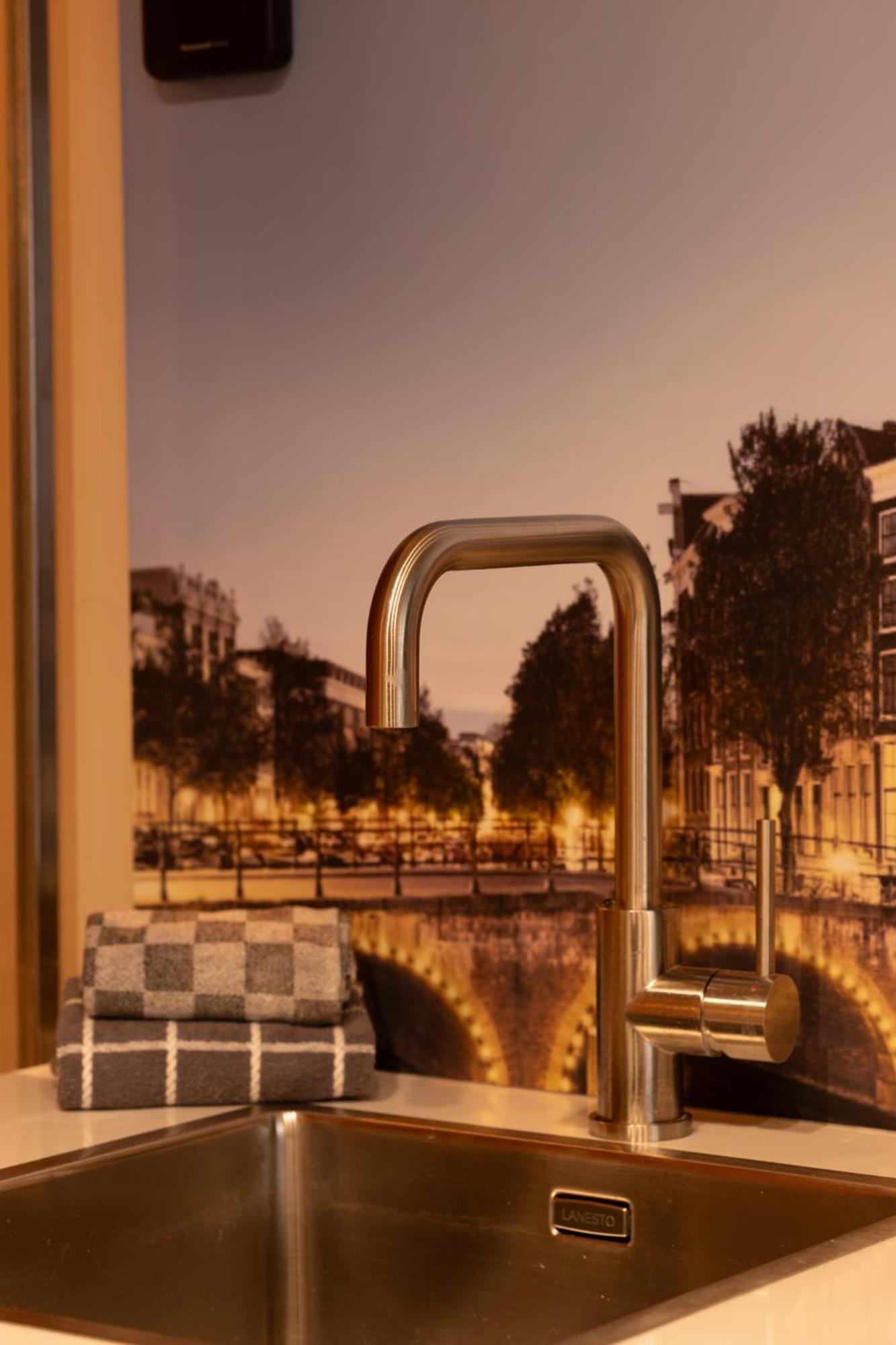 Midtown Hotel Royal Room アムステルダム エクステリア 写真