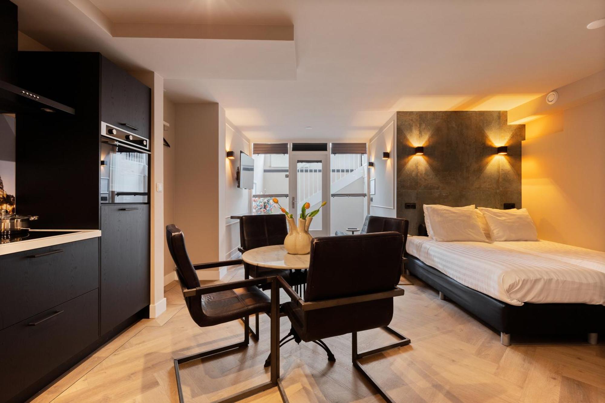 Midtown Hotel Royal Room アムステルダム エクステリア 写真